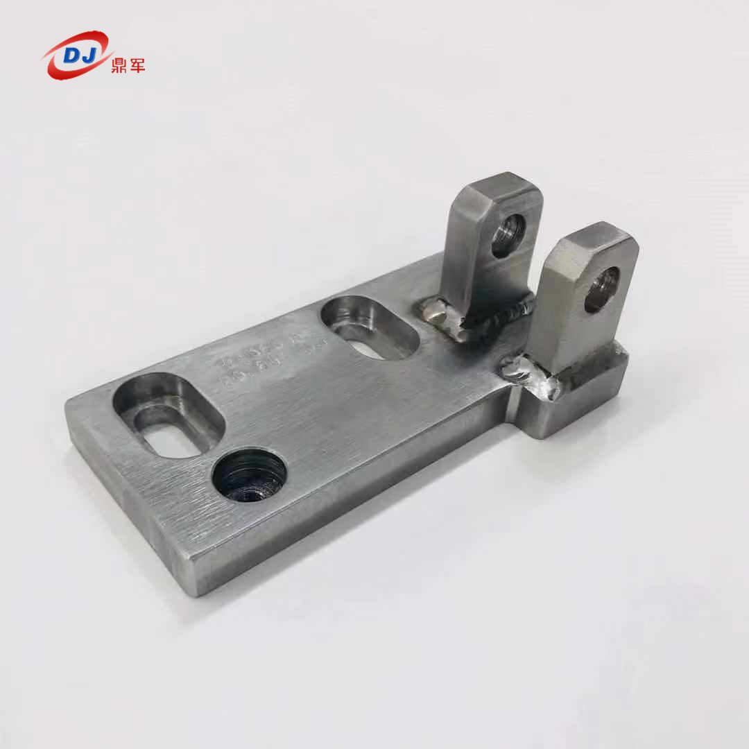 CNC加工.jpg CNC加工.jpg